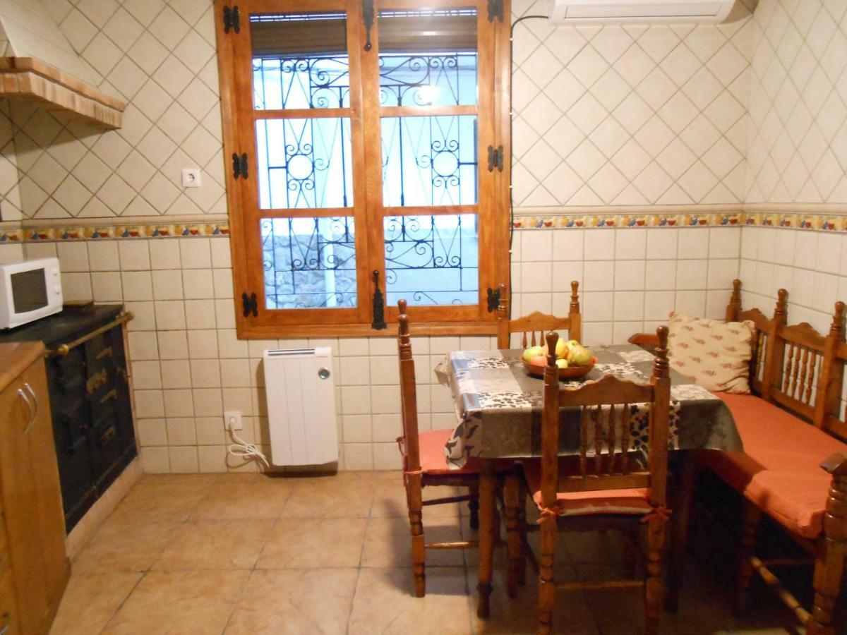 Apartamento El Portal Viejo Cabezuela Del Valle Exterior foto