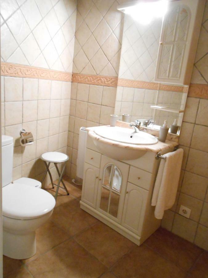 Apartamento El Portal Viejo Cabezuela Del Valle Exterior foto