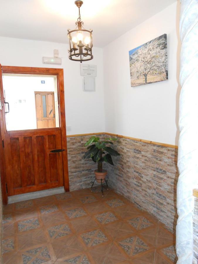 Apartamento El Portal Viejo Cabezuela Del Valle Exterior foto