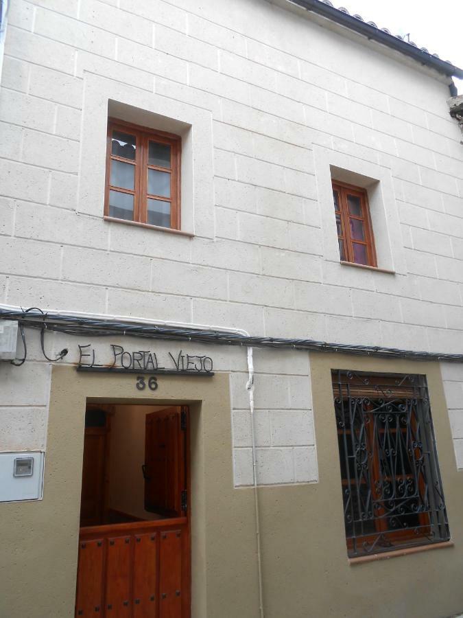 Apartamento El Portal Viejo Cabezuela Del Valle Exterior foto