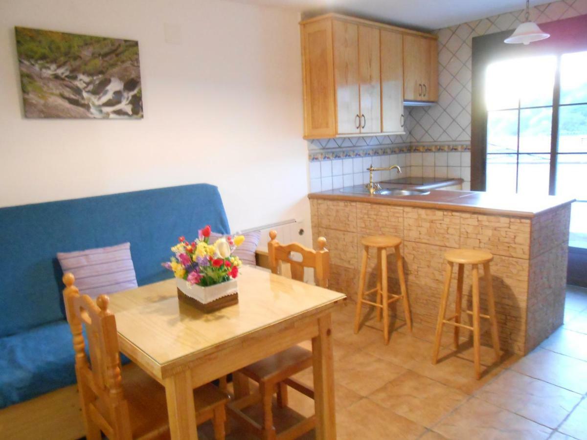 Apartamento El Portal Viejo Cabezuela Del Valle Exterior foto
