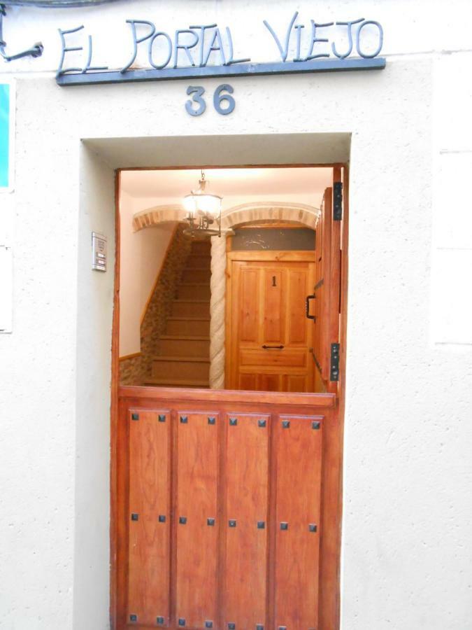 Apartamento El Portal Viejo Cabezuela Del Valle Exterior foto